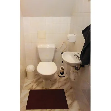 Three-bedroom Holiday In בית נופש *